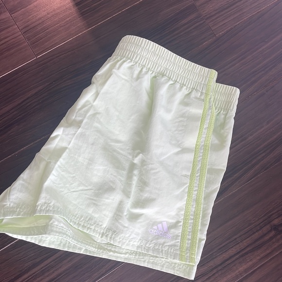 ADIDAS |  ESSENTIALS 3-STRIPES WOVEN SHORTS size XXL - Picture 3 of 9